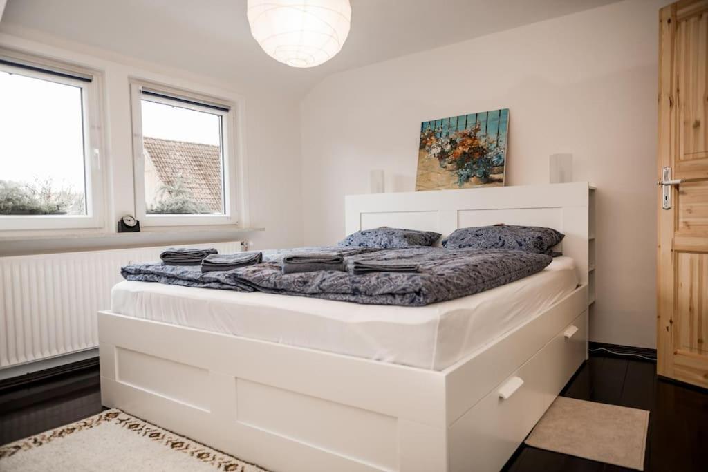 Stadt-Ferienwohnung Mit 55 M² Fuer 2 Erw. Personen Und Kind Bis 3 Jahren Bad Lauterberg Buitenkant foto